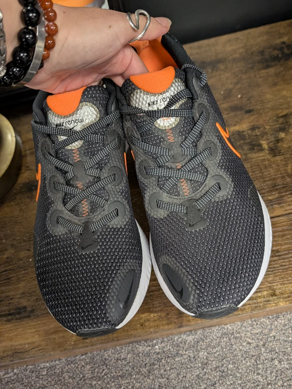 Nike Men's Black and Orange Athletic Running Shoes - Picture 5 of 11